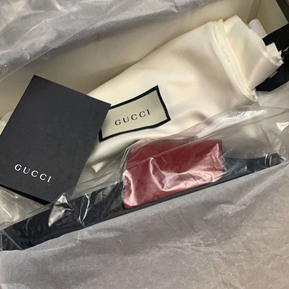 Gucci slides
